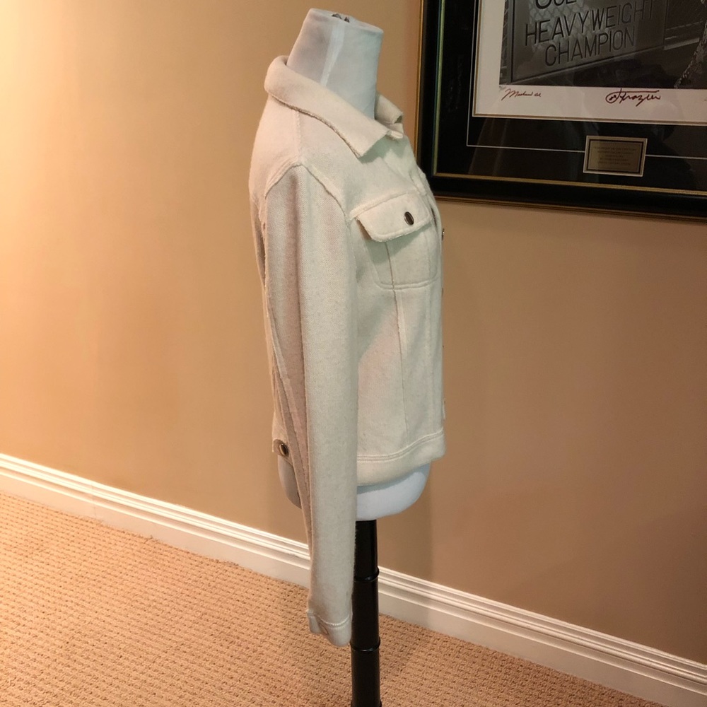 100% Cashmere Button Down Light Weight Jacket - image 3